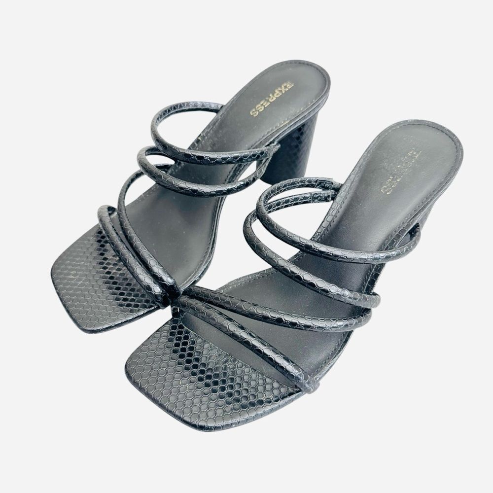 Express Black Croc Square Toe Strappy Open Toe High Block Heel Sandals Size 8